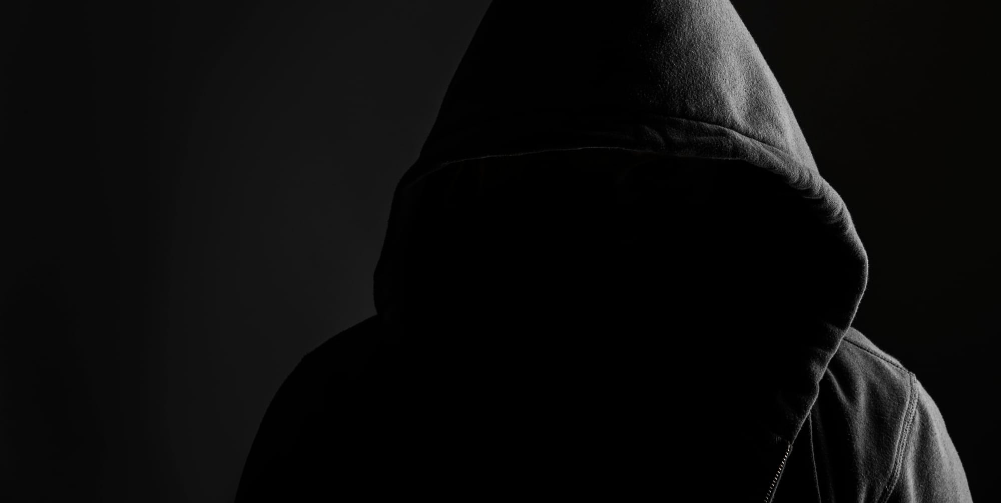 Criminal in the shadows
